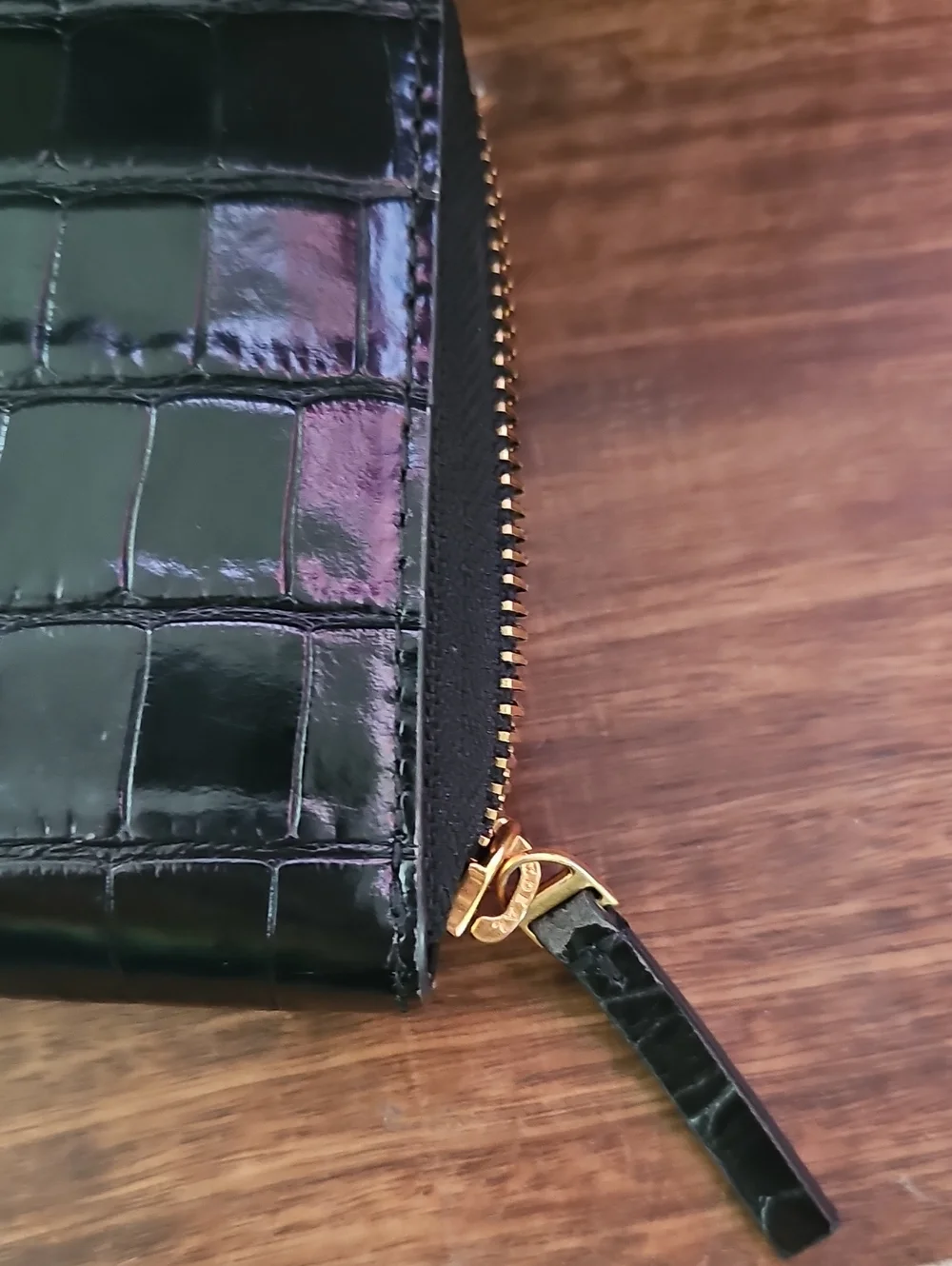 Tory Burch Black Croc-Embossed Zip Wallet with Gold Logo - Excellent Condition!